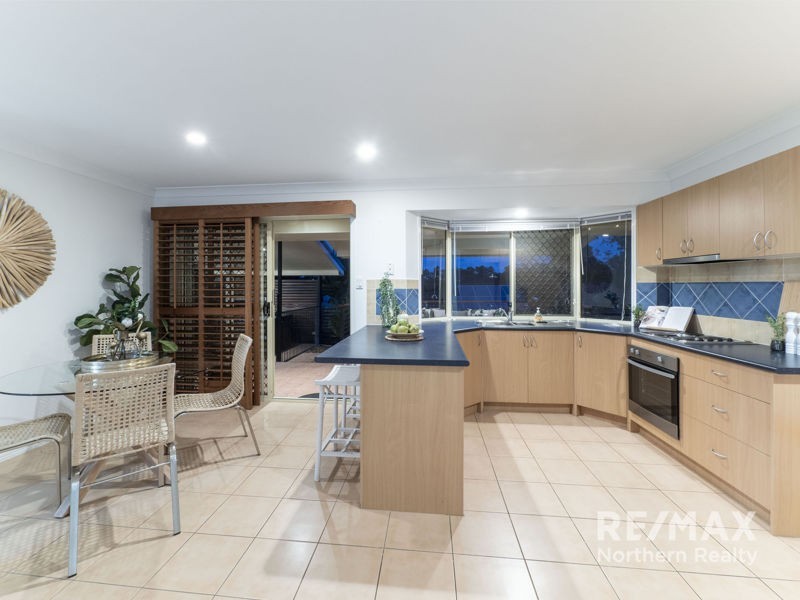 10 Sunblest Court, Eatons Hill QLD 4037