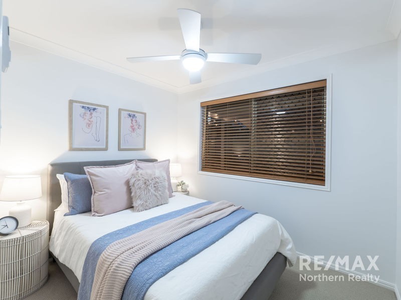 10 Sunblest Court, Eatons Hill QLD 4037