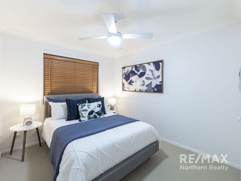 10 Sunblest Court, Eatons Hill QLD 4037