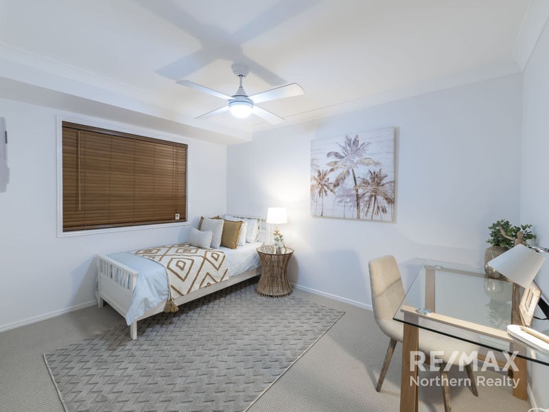 10 Sunblest Court, Eatons Hill QLD 4037