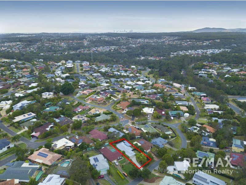 10 Sunblest Court, Eatons Hill QLD 4037