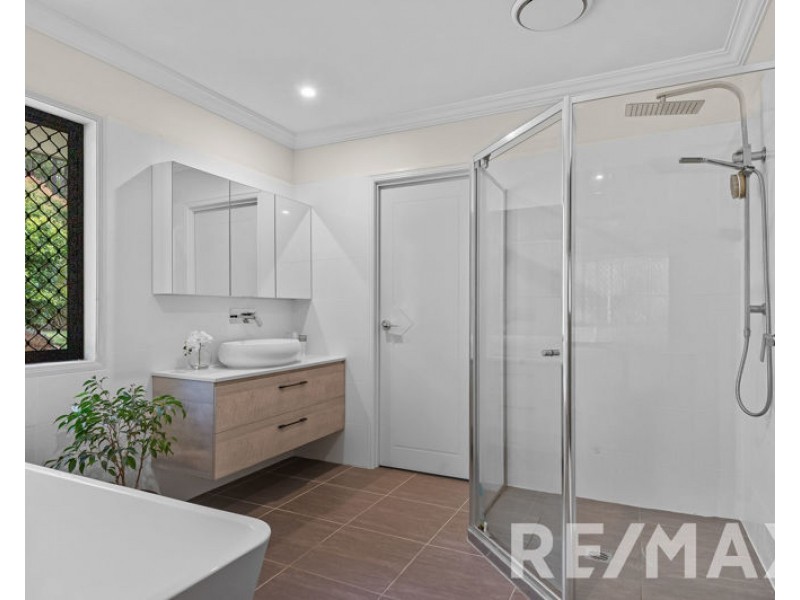 22 Marara Court, Albany Creek QLD 4035