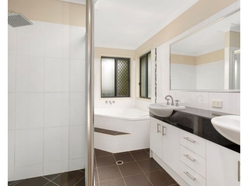 28 Sonata Drive, Warner QLD 4500
