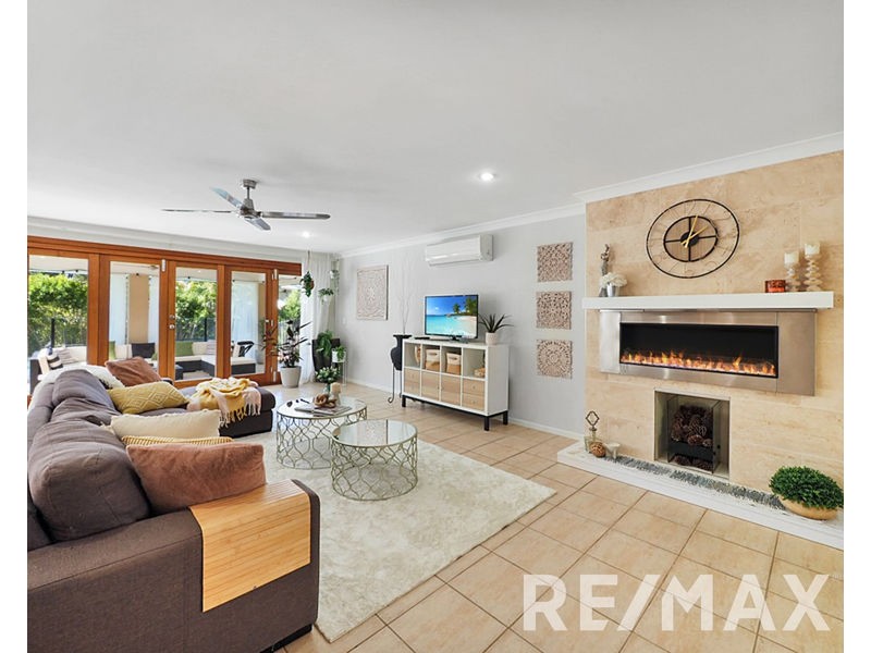 41 Snow Wood Drive, Eatons Hill QLD 4037