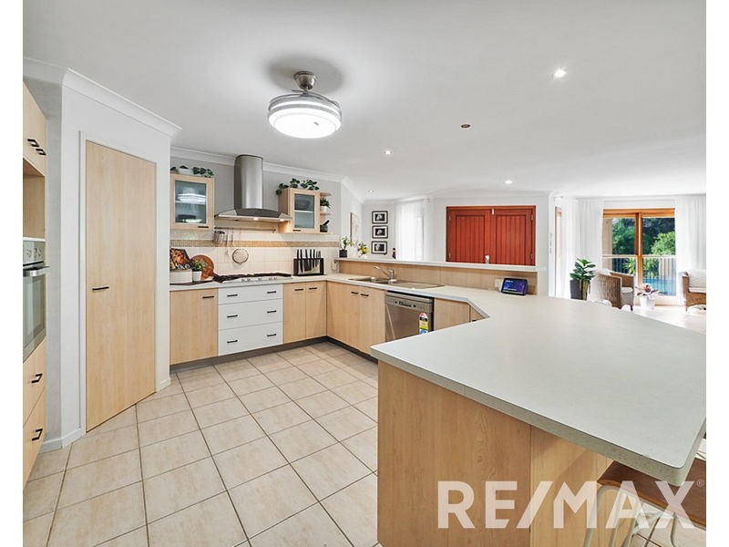 41 Snow Wood Drive, Eatons Hill QLD 4037