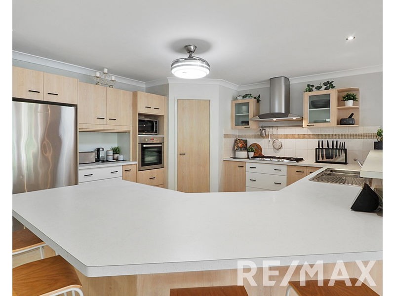 41 Snow Wood Drive, Eatons Hill QLD 4037