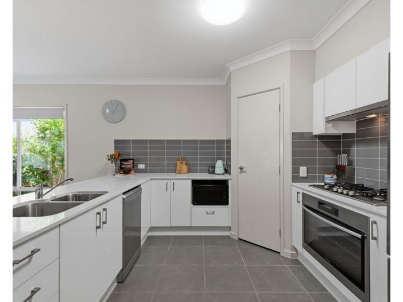 39 Catchment Court, Narangba QLD 4504