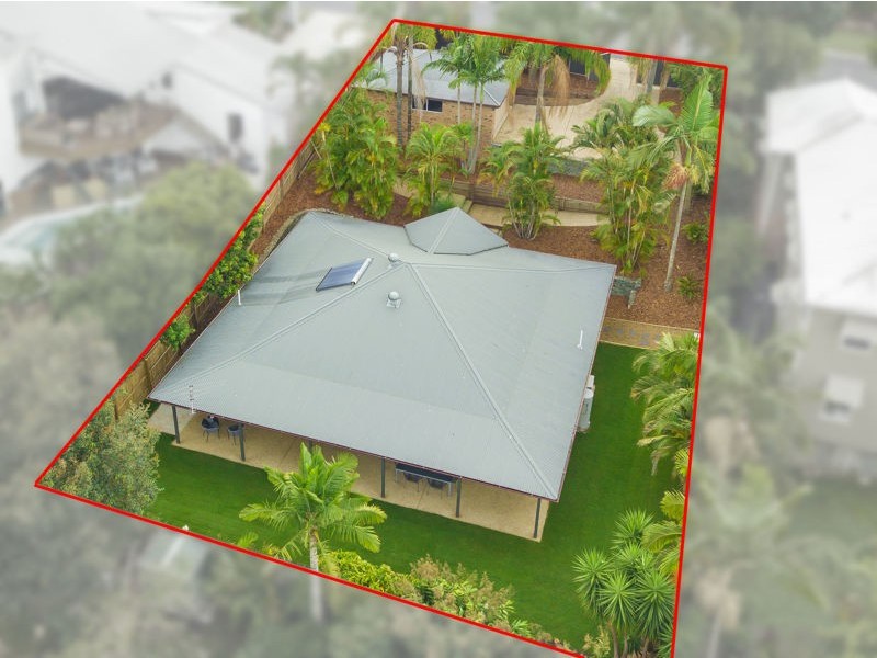 4 Corso Street, Eatons Hill QLD 4037