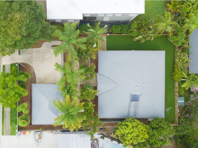 4 Corso Street, Eatons Hill QLD 4037