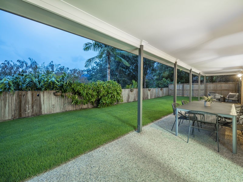 4 Corso Street, Eatons Hill QLD 4037