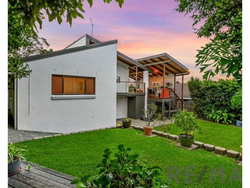 7 Janus Court, Eatons Hill QLD 4037