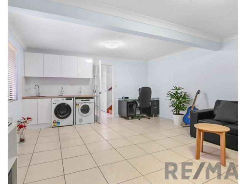 7 Janus Court, Eatons Hill QLD 4037