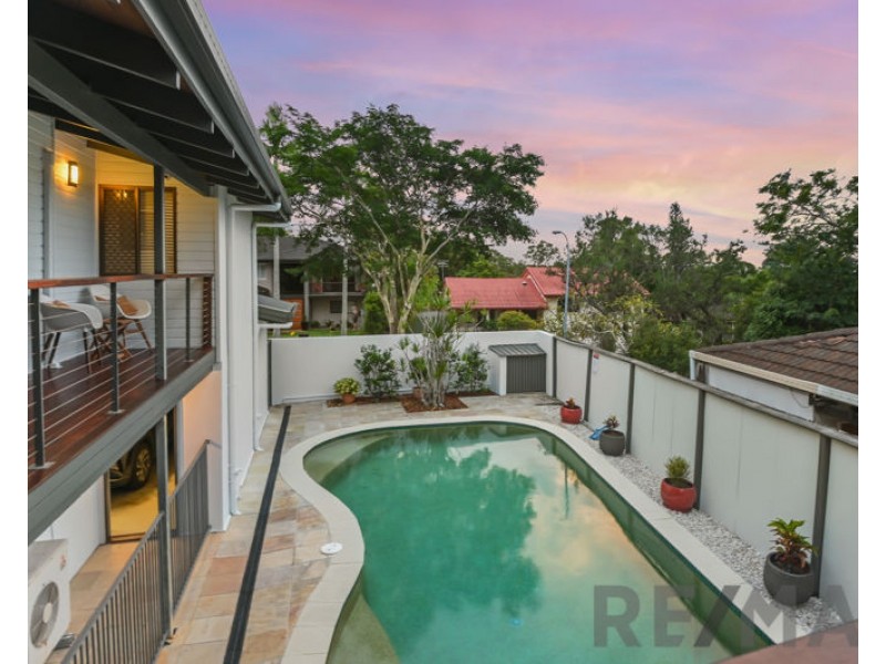 7 Janus Court, Eatons Hill QLD 4037
