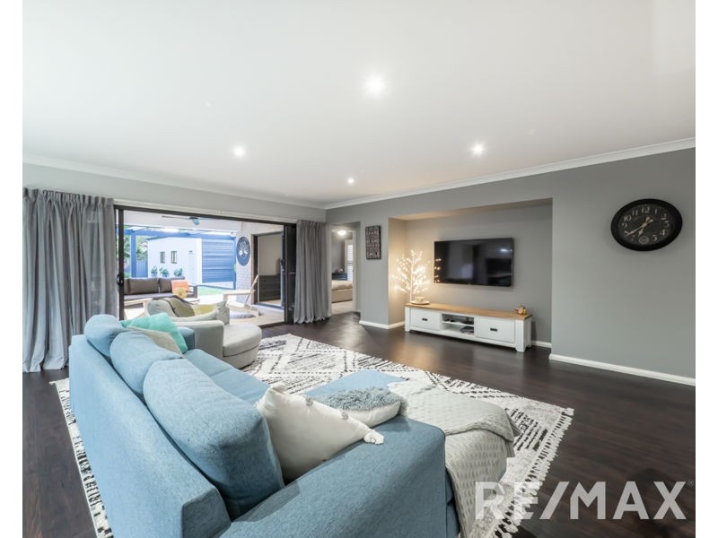 26 Sydes Court, Ningi QLD 4511