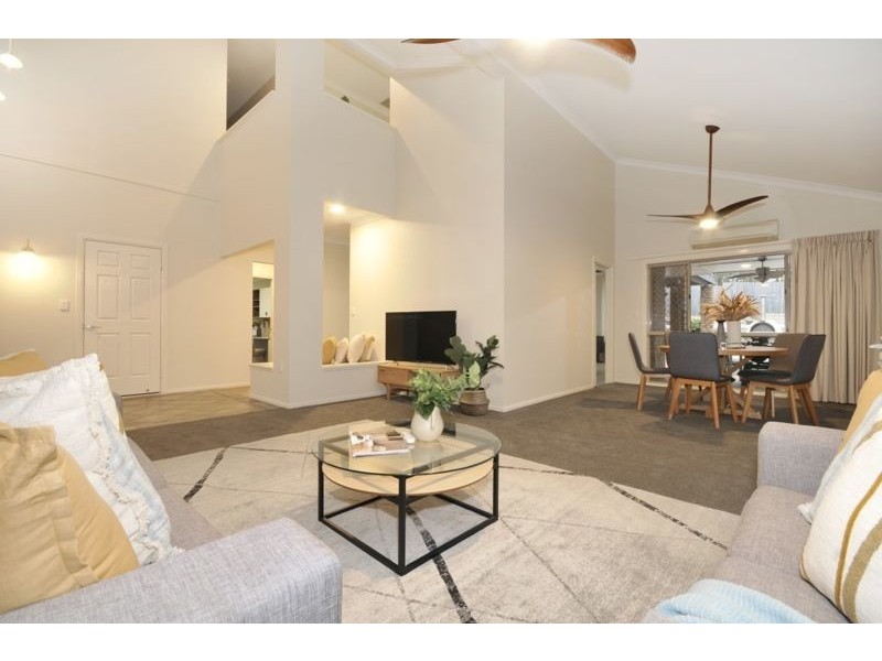 5 Monclair Court, Albany Creek QLD 4035