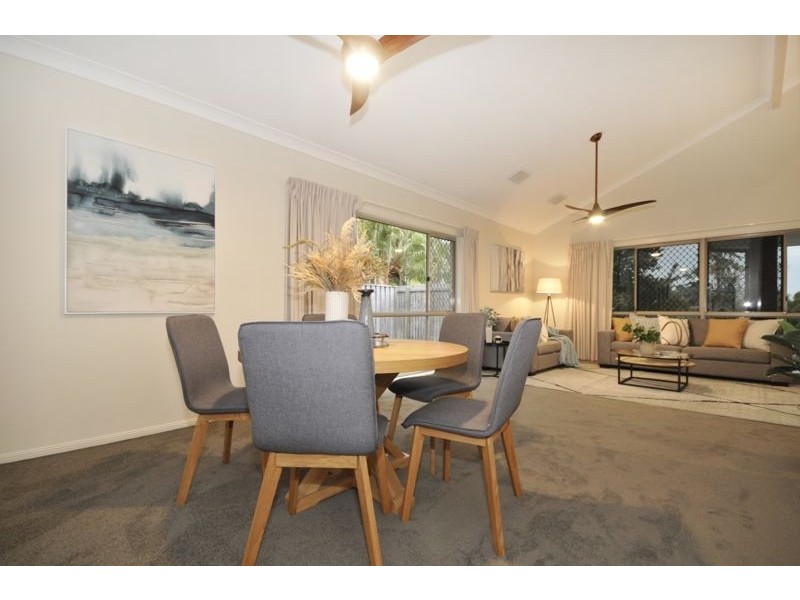 5 Monclair Court, Albany Creek QLD 4035