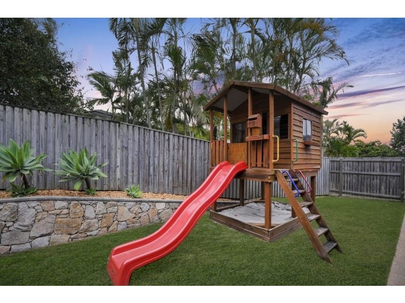 5 Monclair Court, Albany Creek QLD 4035