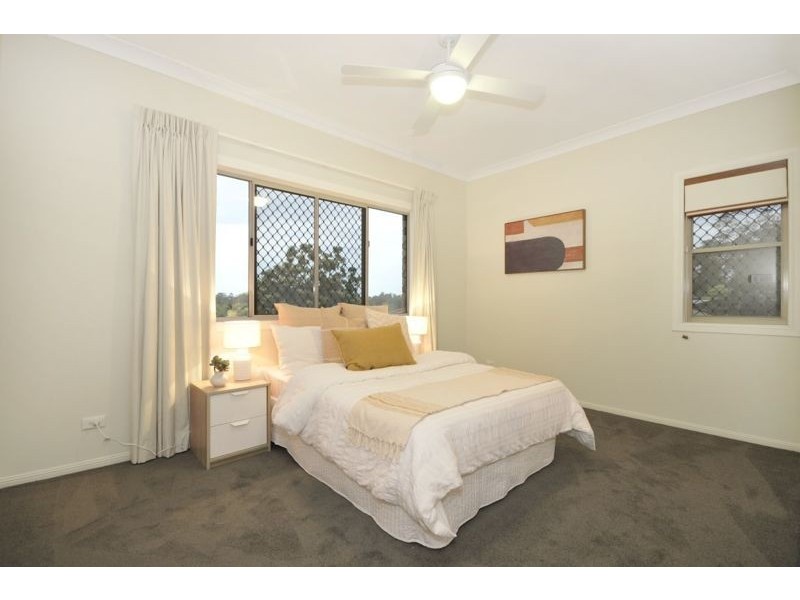 5 Monclair Court, Albany Creek QLD 4035