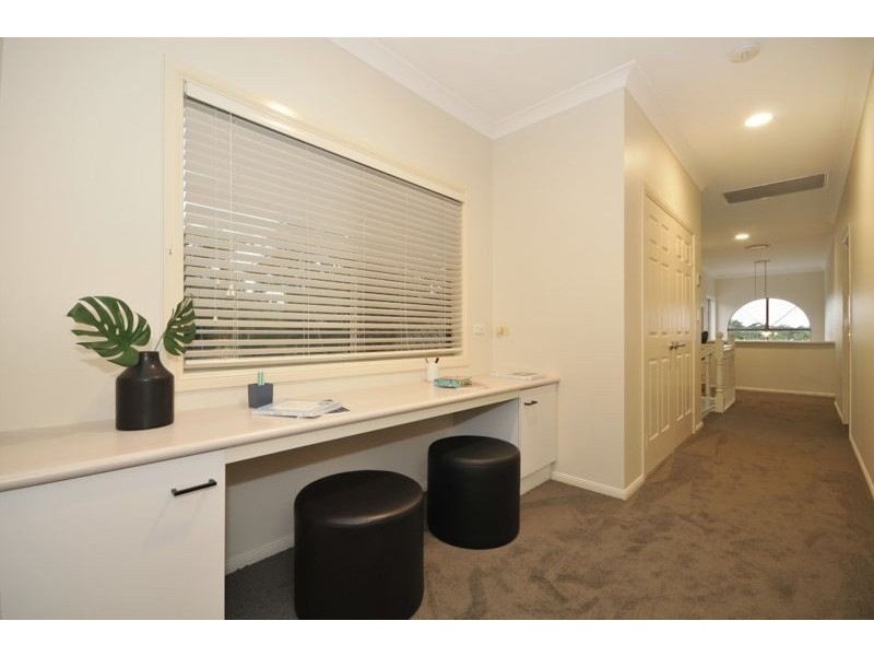5 Monclair Court, Albany Creek QLD 4035