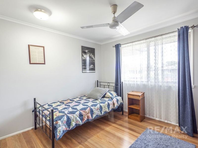 6 Lawn Street, Albany Creek QLD 4035