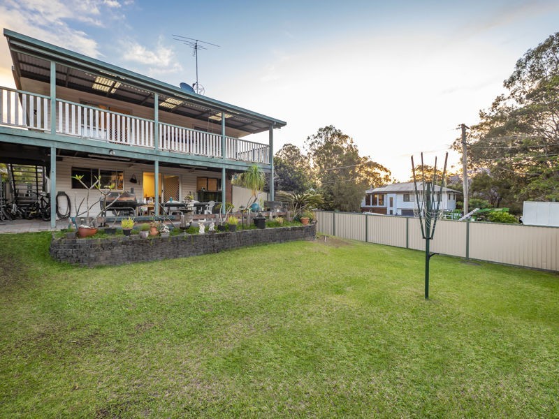 10 Nyora St, Everton Hills QLD 4053
