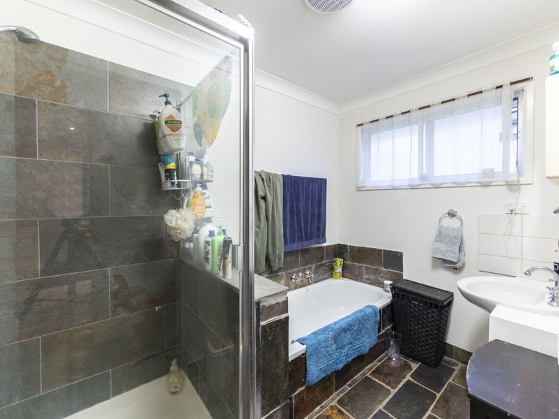 10 Nyora St, Everton Hills QLD 4053