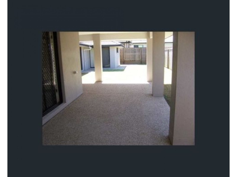 2 Shallows Court, Eatons Hill QLD 4037