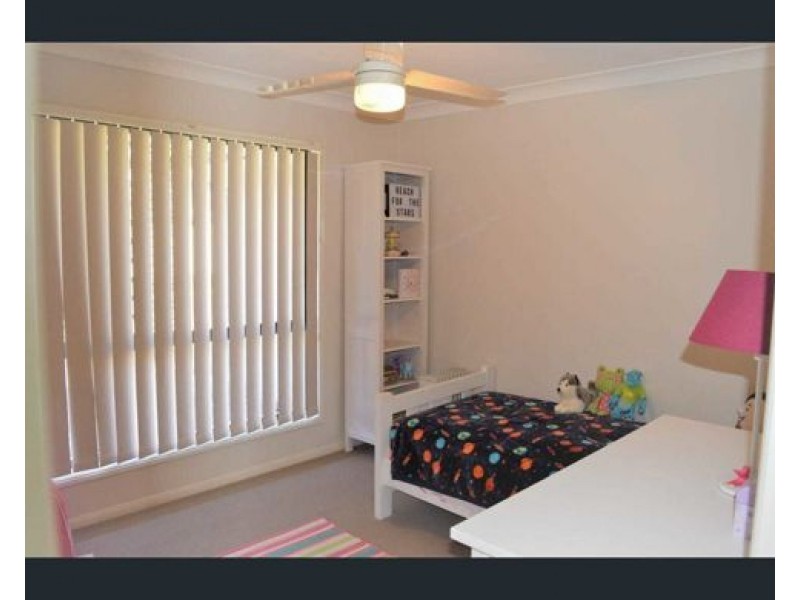 2 Shallows Court, Eatons Hill QLD 4037