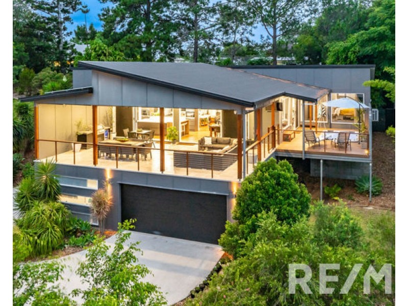 19 Valmadre Court, Petrie QLD 4502