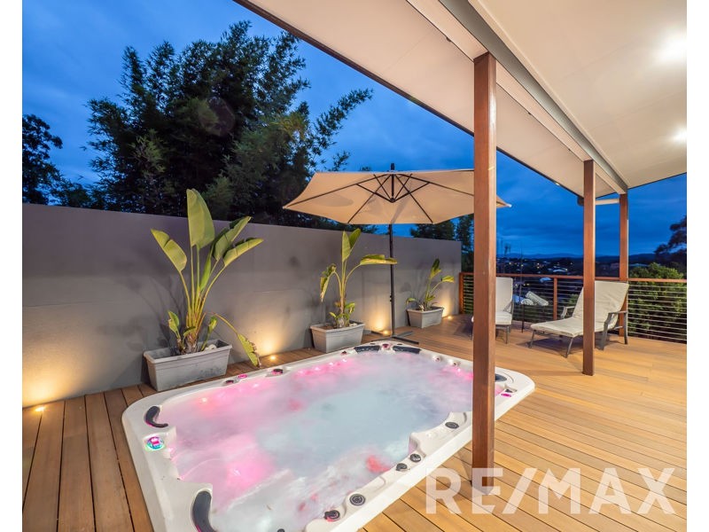 19 Valmadre Court, Petrie QLD 4502