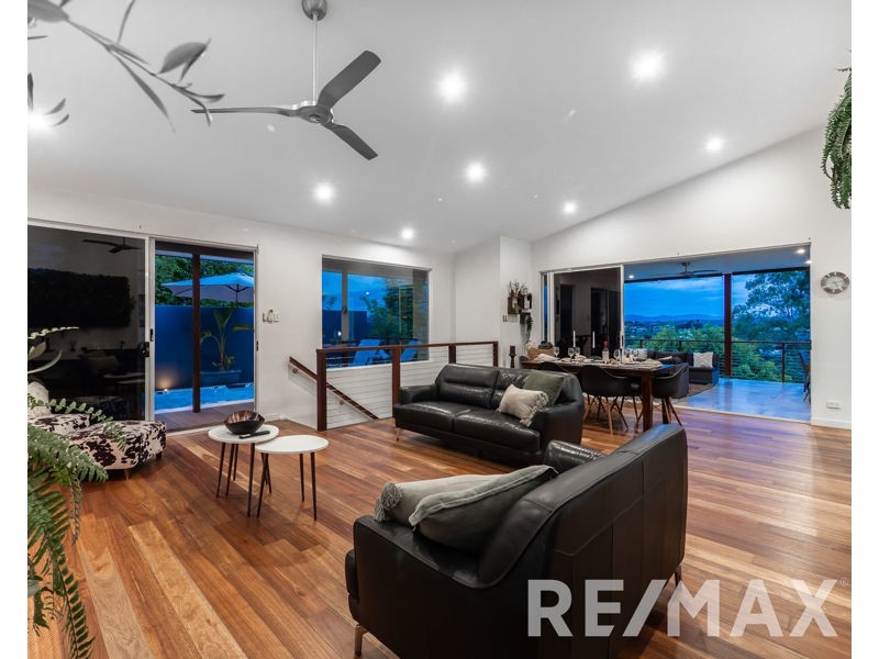 19 Valmadre Court, Petrie QLD 4502