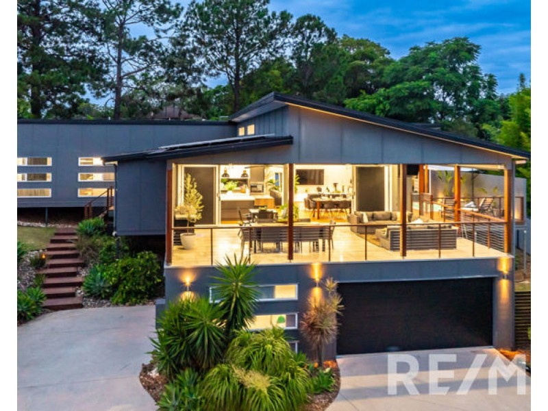 19 Valmadre Court, Petrie QLD 4502