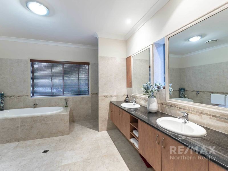 27 Jacksonia Drive, Warner QLD 4500