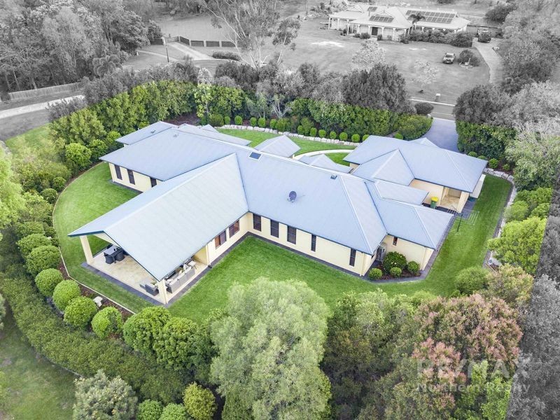 27 Jacksonia Drive, Warner QLD 4500