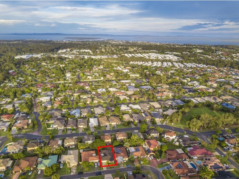 12 Gladebourne Cres, Victoria Point QLD 4165