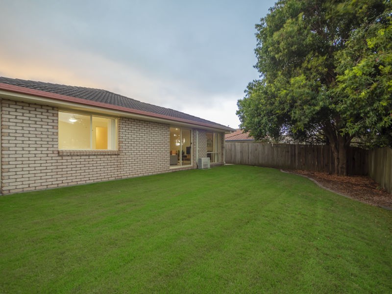 12 Gladebourne Cres, Victoria Point QLD 4165