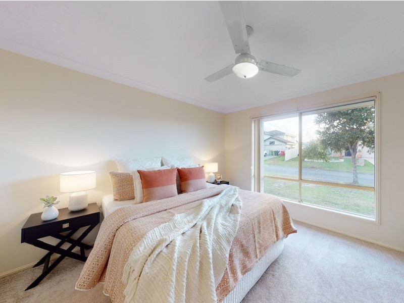 12 Gladebourne Cres, Victoria Point QLD 4165