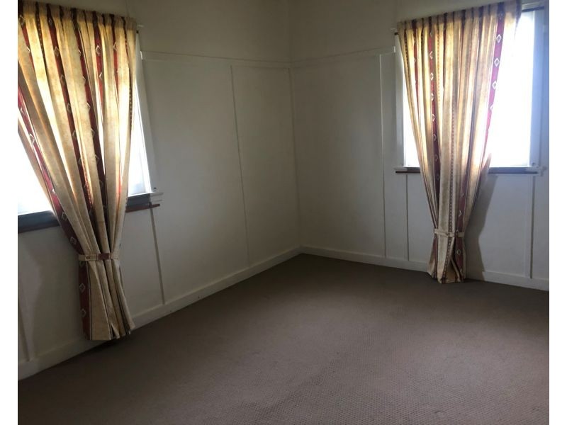 1201 Anzac Avenue, Kallangur QLD 4503