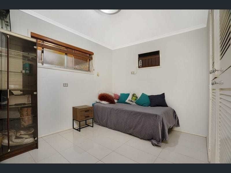8 Drosera Street, Everton Hills QLD 4053