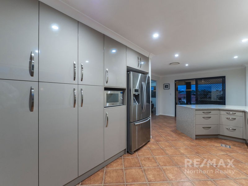 10 Meranti Crescent, Albany Creek QLD 4035