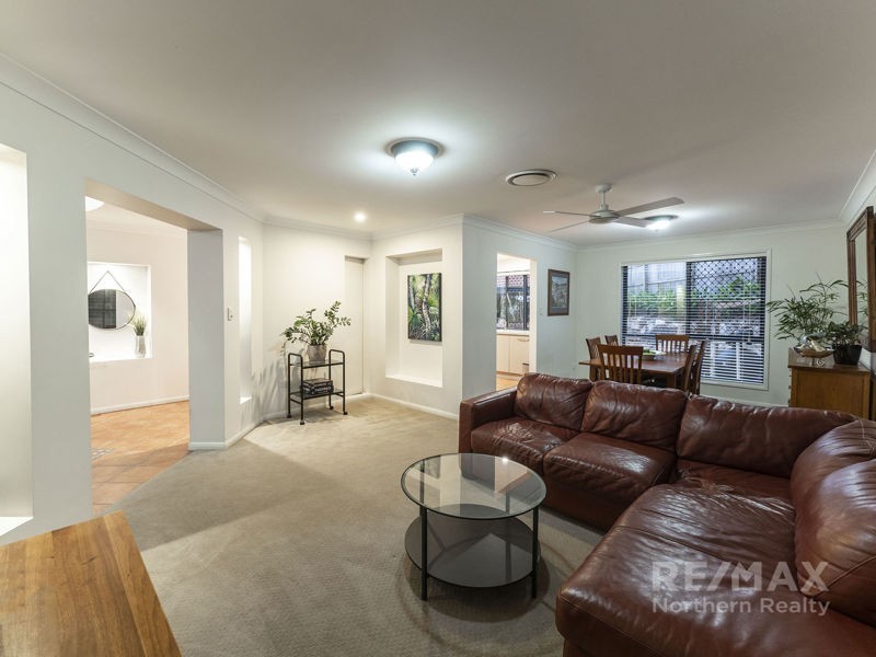 10 Meranti Crescent, Albany Creek QLD 4035