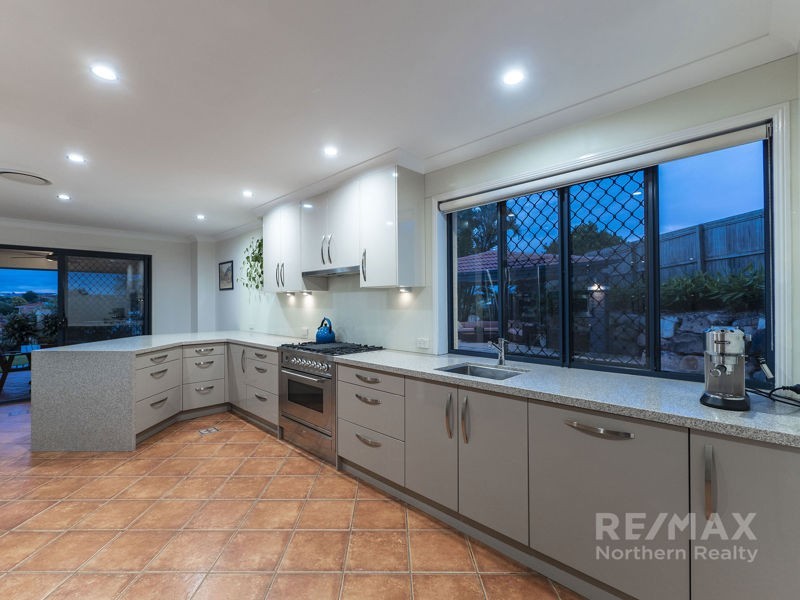 10 Meranti Crescent, Albany Creek QLD 4035