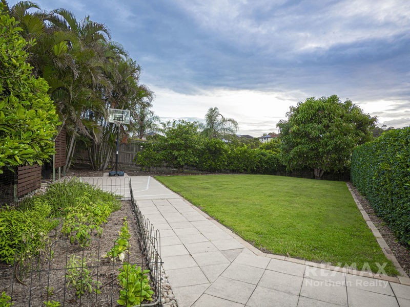 10 Meranti Crescent, Albany Creek QLD 4035