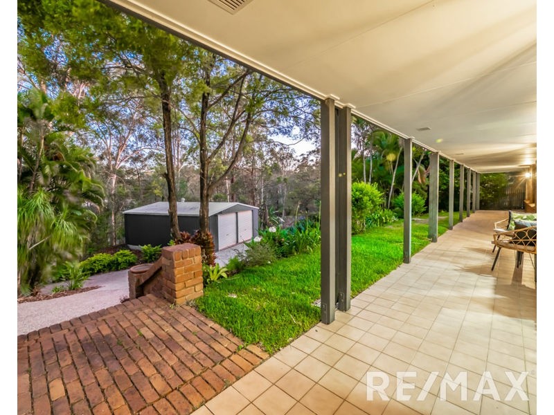 5 Eden Drive, Eatons Hill QLD 4037
