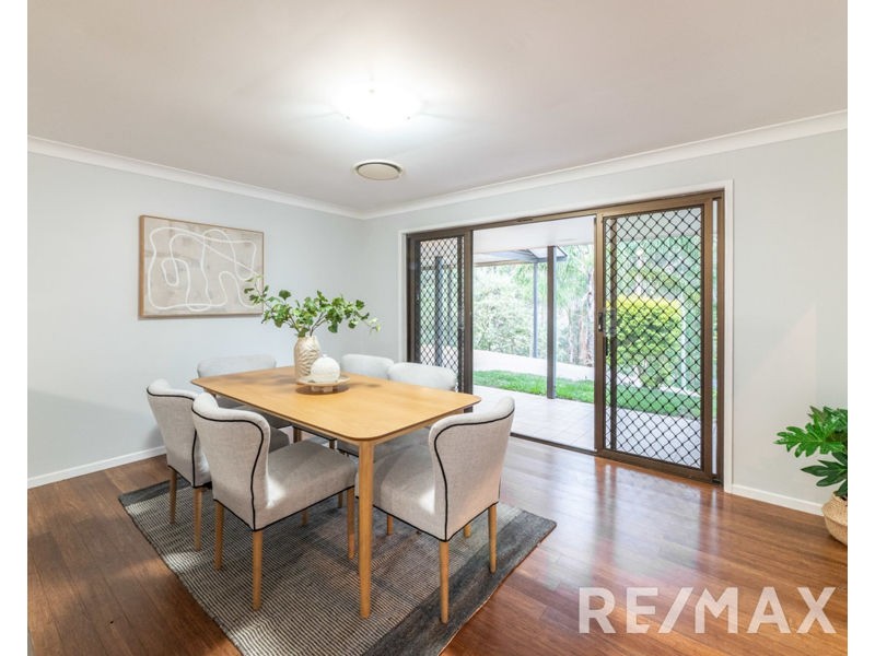 5 Eden Drive, Eatons Hill QLD 4037