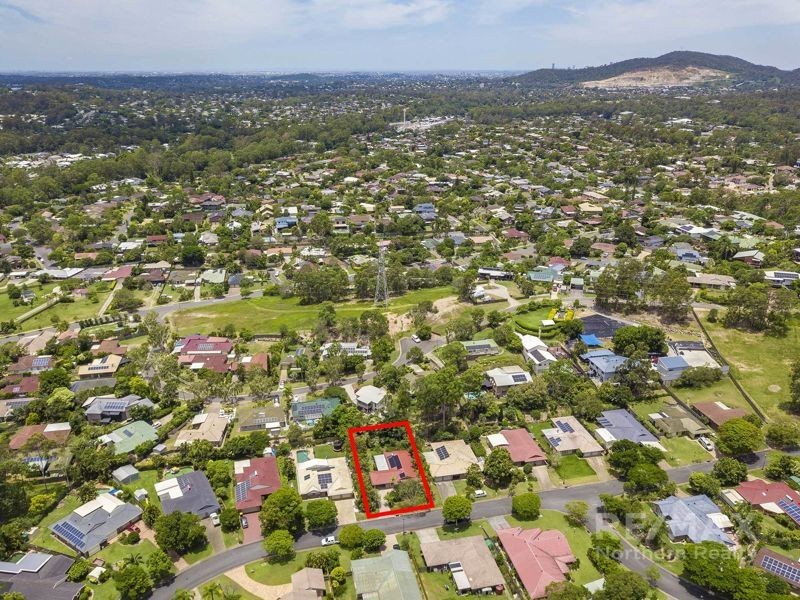 14 Monash Place, Ferny Grove QLD 4055