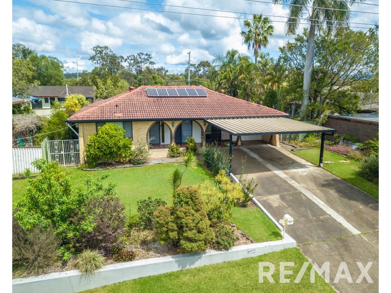 11 Strathford Avenue, Albany Creek QLD 4035