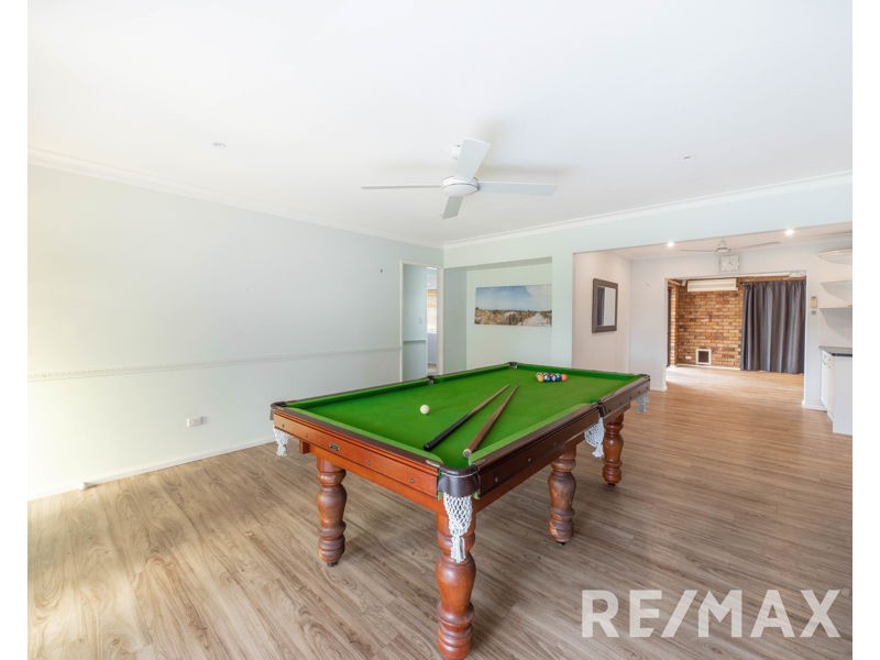 11 Strathford Avenue, Albany Creek QLD 4035