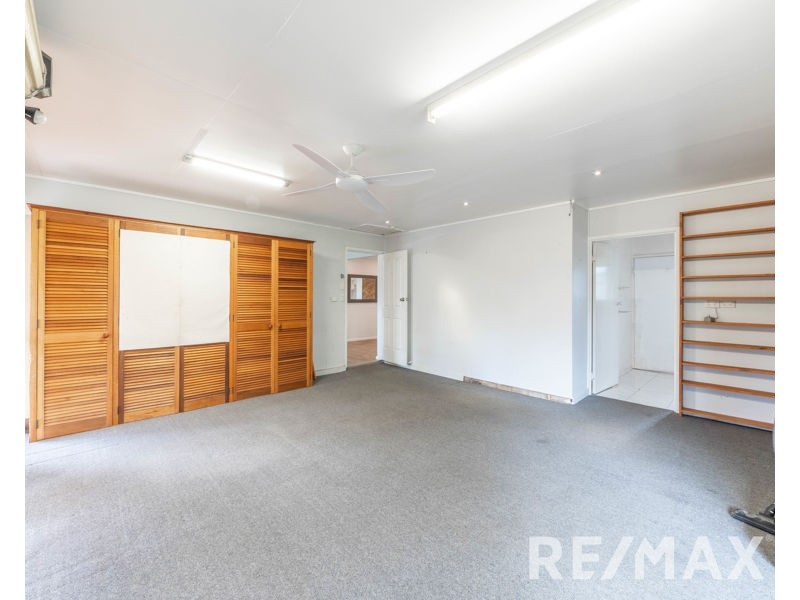 11 Strathford Avenue, Albany Creek QLD 4035