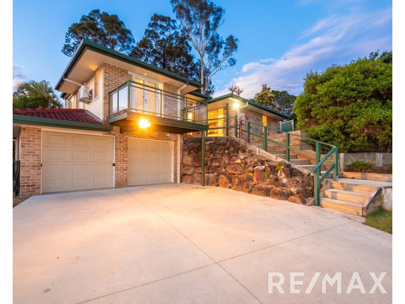 3 Monduran Court, Petrie QLD 4502